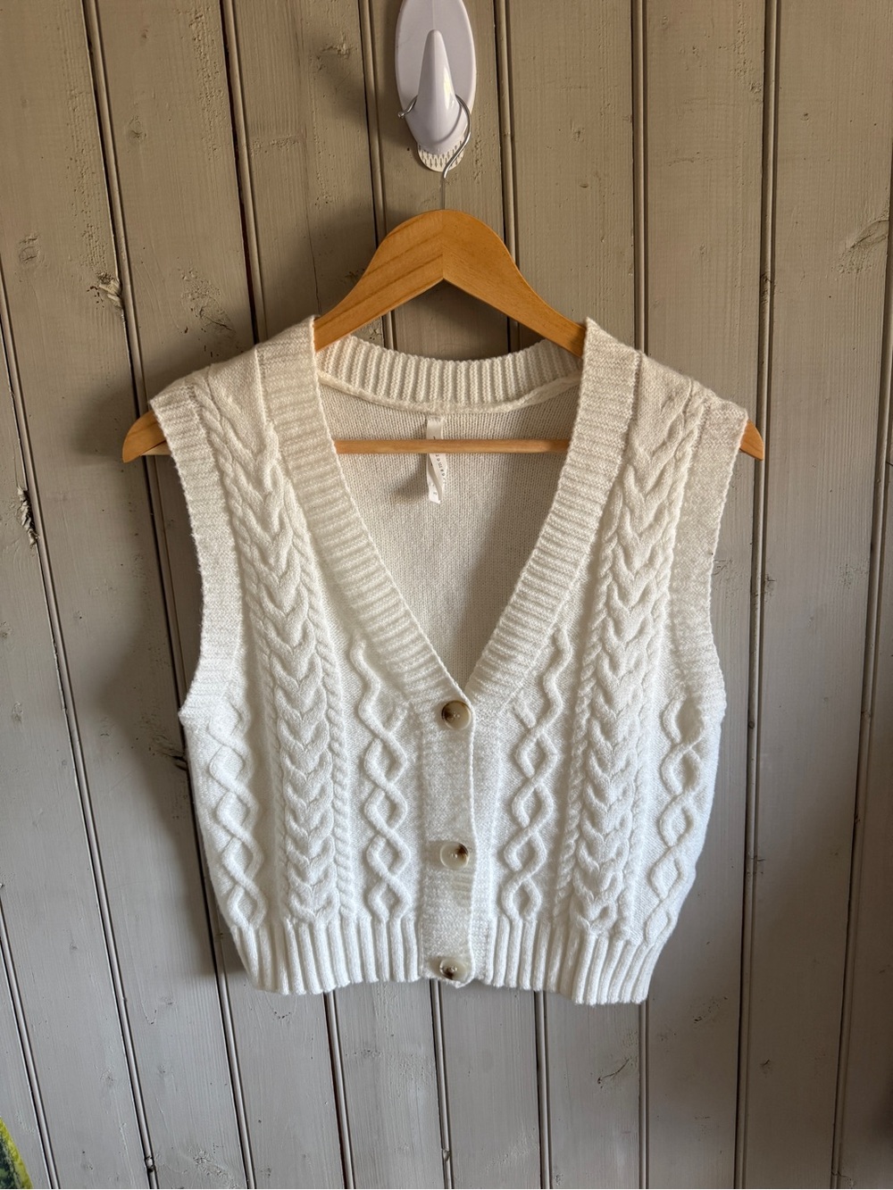 Dreamers Cream Cable-Knit V-Neck Button Sweater Vest | Size S